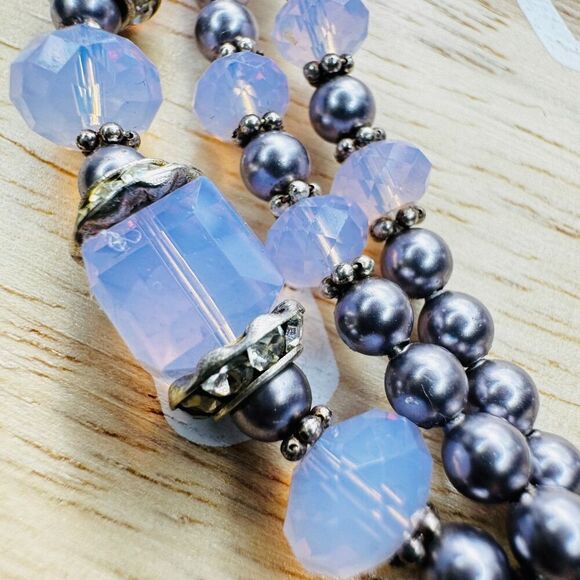 Three Strands Opalite w/ Faux Pearl Beaded Bracelet Rhinestones Magnetic Closure - Picture 7 of 10